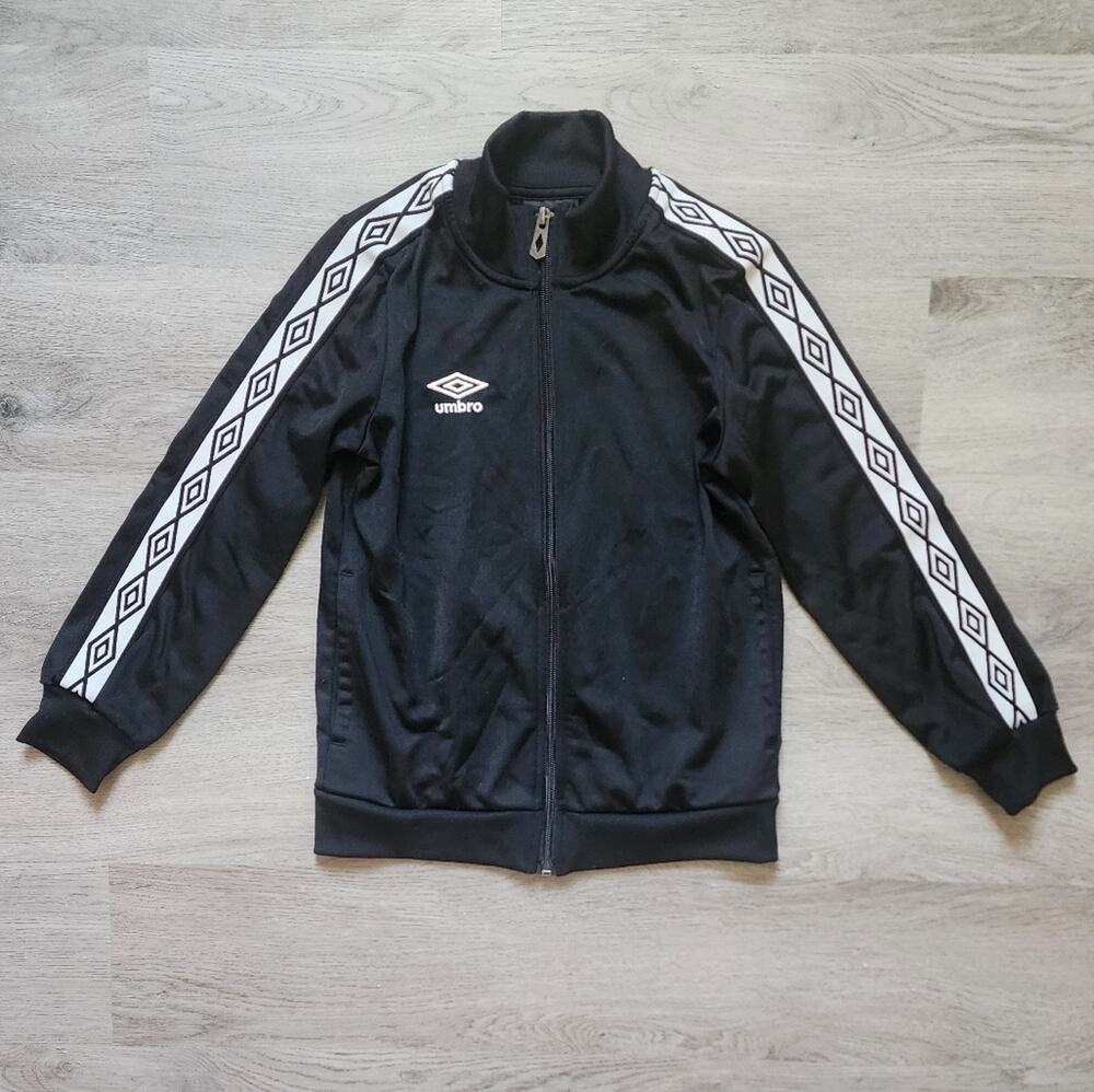 Umbro Boy's Activewear Black Logo Full Zip Up Casual Track Jacket Small S 6-7